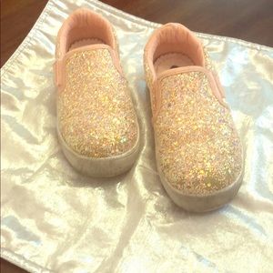 Toddler shoes